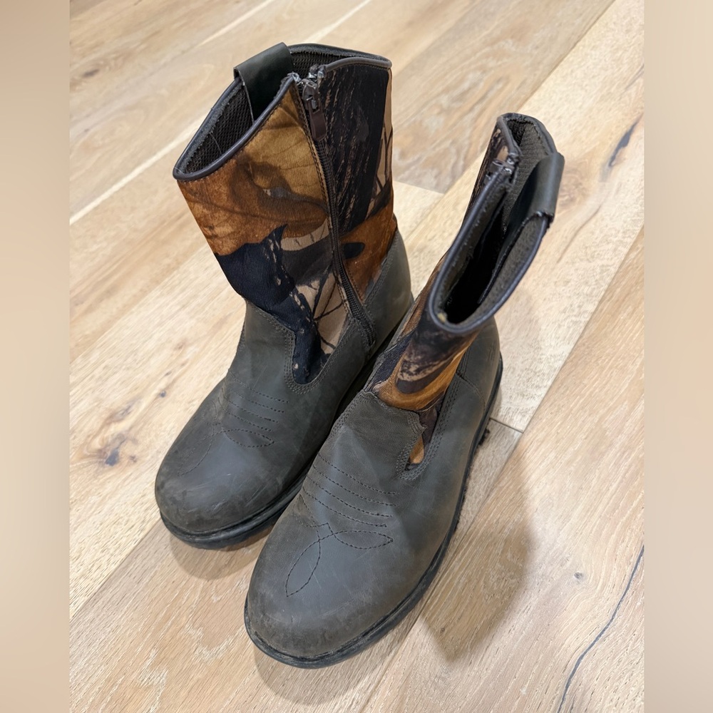 3M Thinsulate Brown and Black Men's Boots